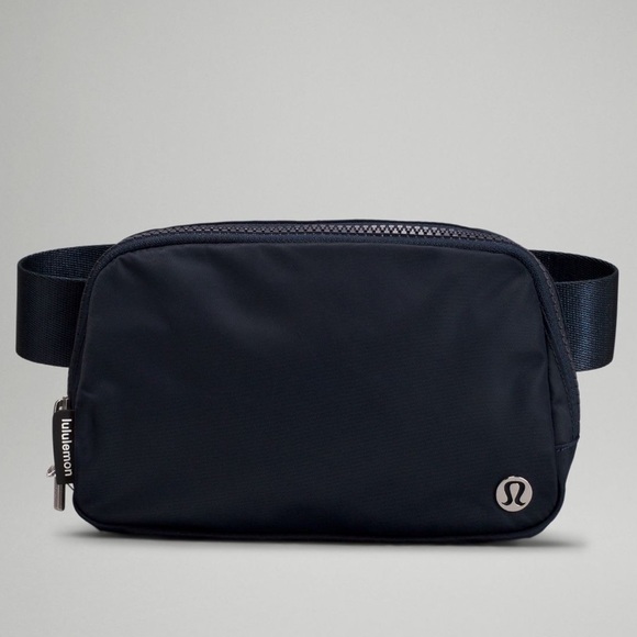 lululemon athletica Handbags - NWT Lululemon Everywhere Belt Bag True Navy